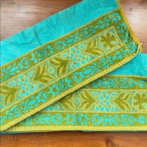 Vintage Hand Towel Set